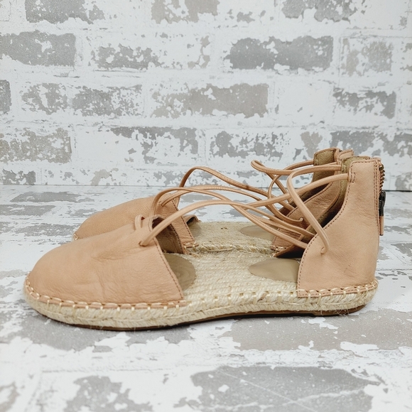 NEW Eileen Fisher Toffee Tan Zip Strappy Gladiator Espadrille Flat Sandals X38 - Picture 1 of 12